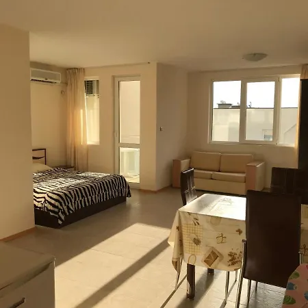 Апартаменти Vista Светий Влас