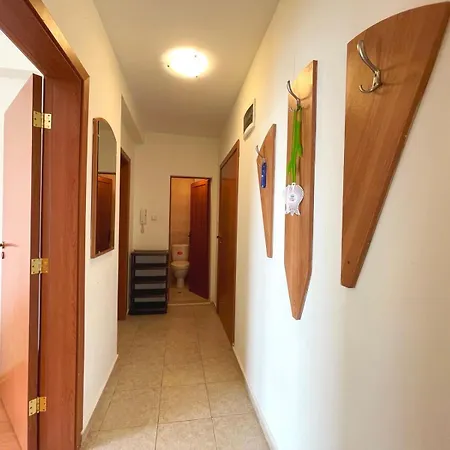 Vista Апартаменти