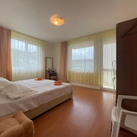 Апартаменти Vista