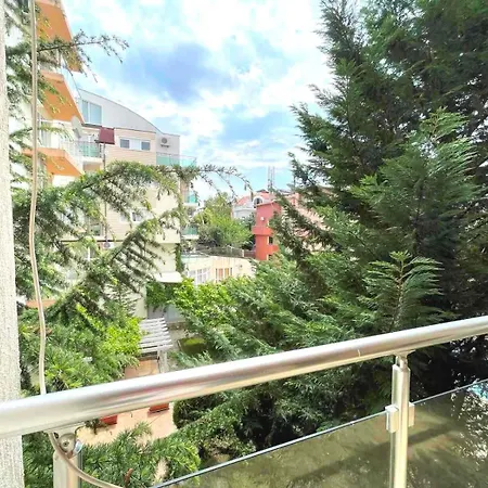 Vista Апартаменти