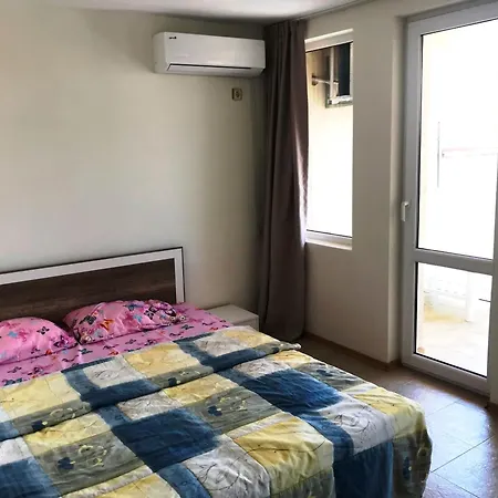 Апартаменти Vista Светий Влас